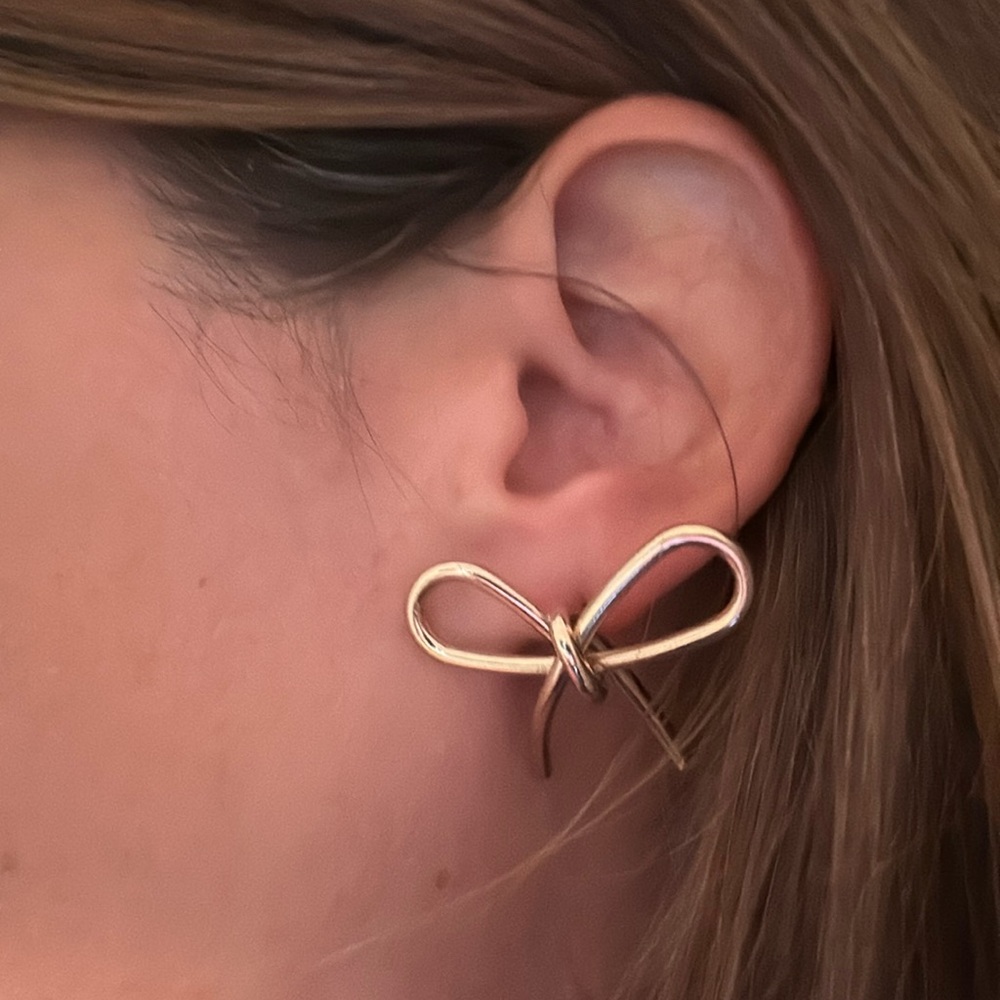 Cameron McIntosh Gold Bow Earrings - Picture 4 of 4
